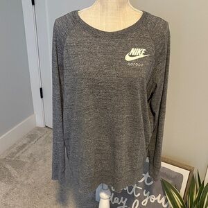 Nike Long Sleeve Crewneck - Heather Grey